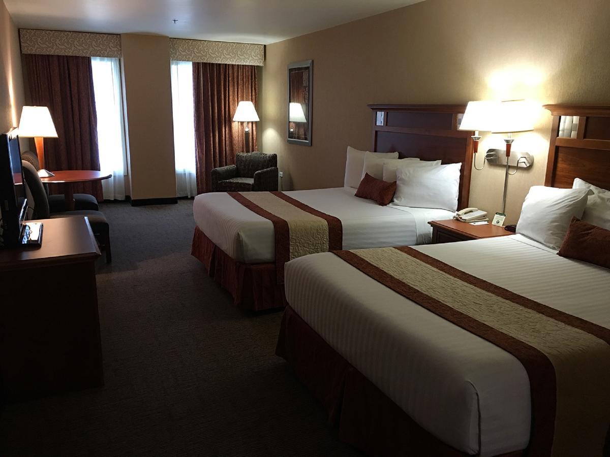 Midnight Rose & Mcgills Casinos Hotel Cripple Creek Room photo